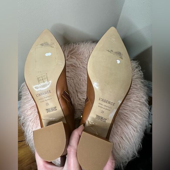 L'Agence Jeanne Il Pointed Toe Bootie - Picture 9 of 14